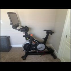 Nordic Track Commercial S22i Studio Cycle, Indoor Stationary Bike / Studio Cycle