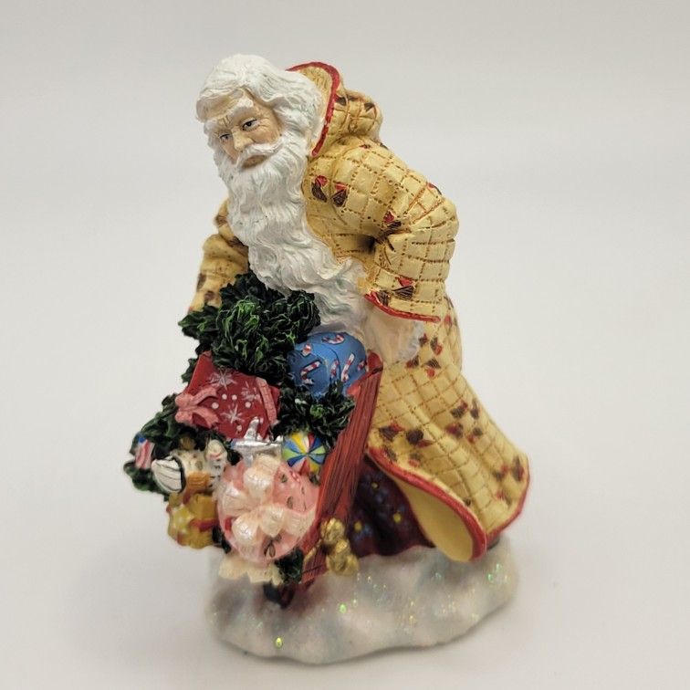 Pipka Christmas Miniature Figurine "Country Santa" Retured Piece 2.5"