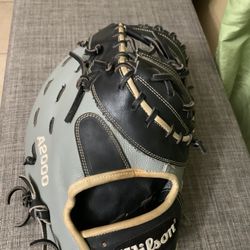 Wilson A2000 First Base Glove