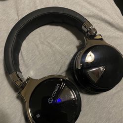 COWIN  Bluetooth Over The Ear Headphones 