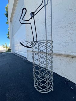 Toilet holder