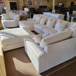 Lindyn Ivory 5pc LAF Chaise Sectional  + Swivel Accent Chair + Ottoman - 📝 Apply online or in-store
- 💰 $0 Down Payment
- ⏳ 100 Days Same as Cash
