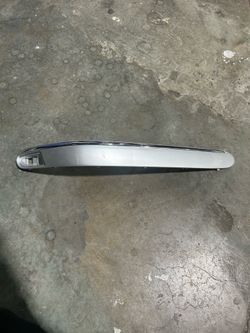 2000 - 2002 MERCEDES W220 S500 S600 BUMPER MOLDING FRONT RIGHT SIDE OEM
