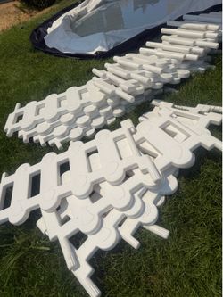 Softplay gates