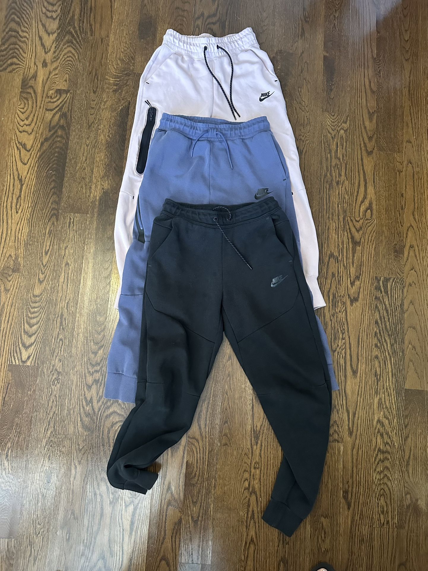 Nike Tech Joggers