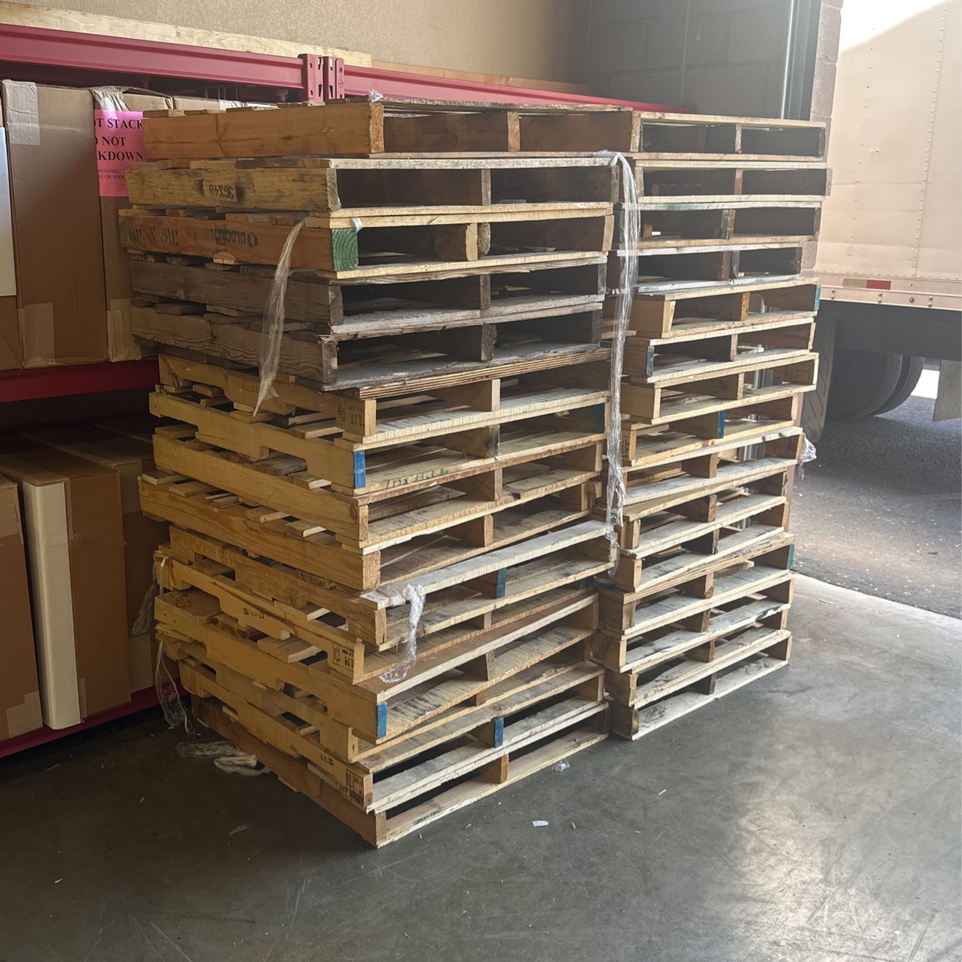 Free pallets for Sale in Phoenix, AZ OfferUp