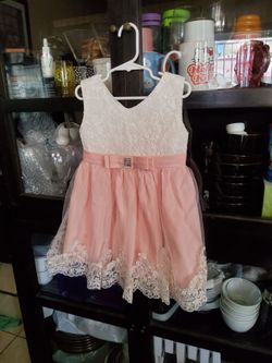 Dress size 4 for girls for the holidays