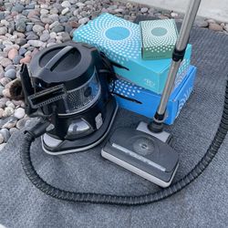 Rainbow Vacuum & Attachments  Pre-Owned  used Condition 