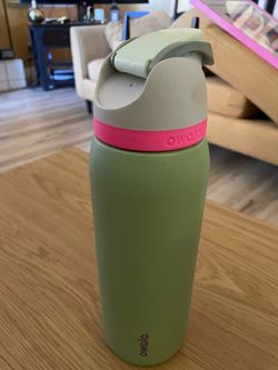 Owala FreeSip Insulated Water Bottle
