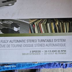 AUDIO - TECHNICA TURNTABLE
