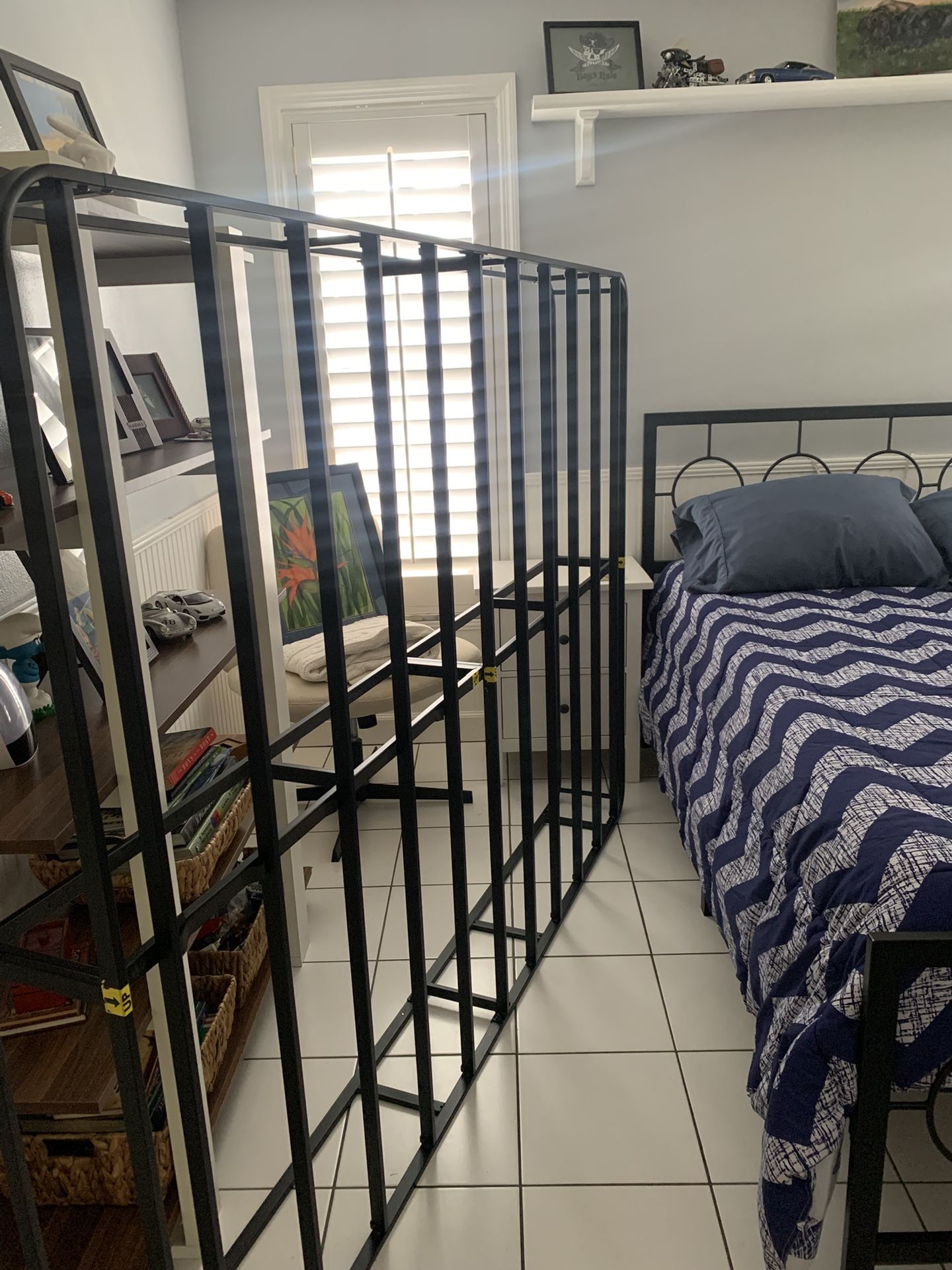 Heavy duty Queen size metal box spring frame/mattress foundation