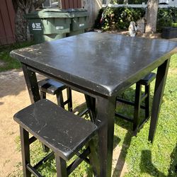 FREE Dining table 