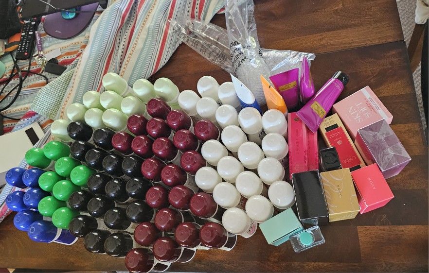 💄 HUGE AVON DEODORANT SALE – EVERYTHING MUST GO! 💄