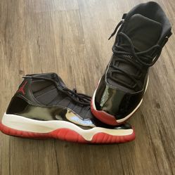Jordan 11 Retro Playoffs Bred Size 12