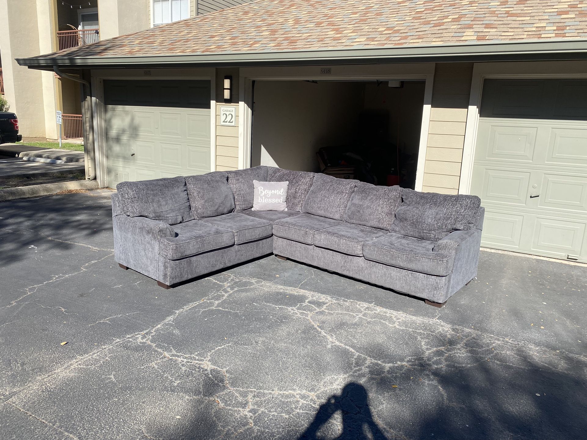 Gray Sectional Sofa In Excellent Condition