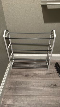 Shoe rack