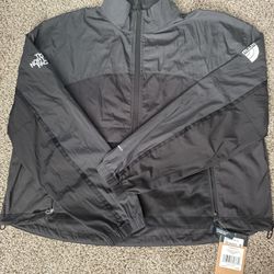 The North Face Women’s Lightweight Windbreaker Jacket