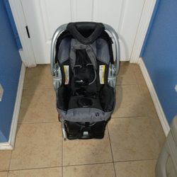 Babytrend Baby Carrier And Car Seat