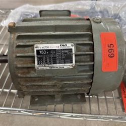 Fuji Electric FV AC Motor, MVA3085A, 120/200Vac, 3 Ph, 3410/1730 RPM