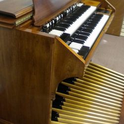 1963 Hammond D152 Organ