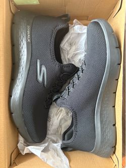 New Sketchers GoWalk Walking shoes