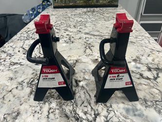 Hyper Tough 2-Ton Jack Stand Set