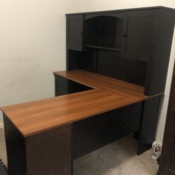 L Shaped Office Desk With Hutch