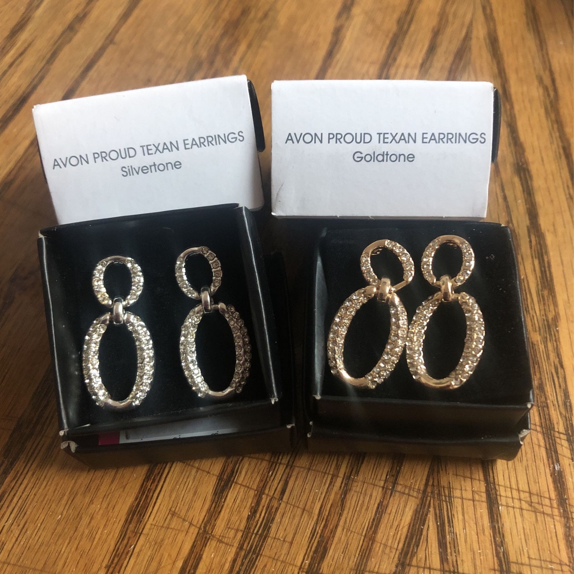 Avon proud Texan Earrings