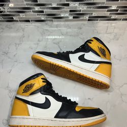 Air Jordan 1 Yellow Toe 