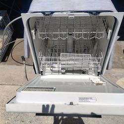 Dishwasher - Beige Off-white 