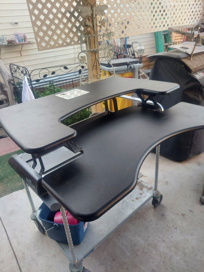 Varidesk for Sale in Phoenix, AZ OfferUp