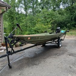 1448 Alumacraft w/ 9.9 Mercury