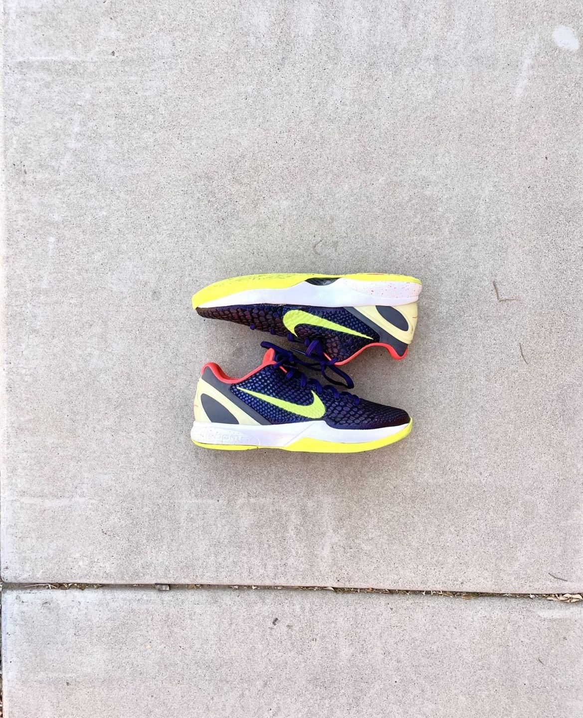 Nike Zoom Kobe 6 Supreme Chaos Size 9.5