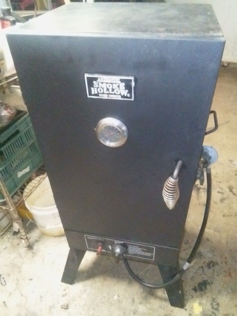 Smoke Hollow Wood Smoker