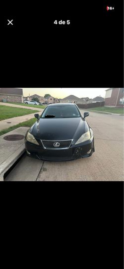 Lexus i250