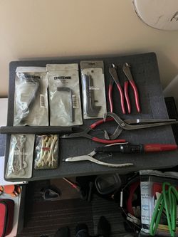 Lots Of Miscellaneous Tools