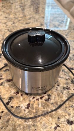 Small electric pot