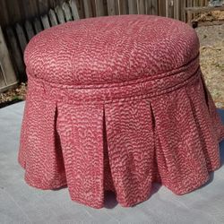 Red & Cream Tufted Ottoman