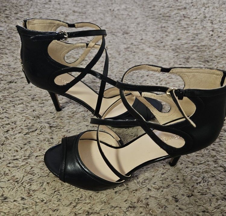 Nine West Strappy Sandals - Size 9