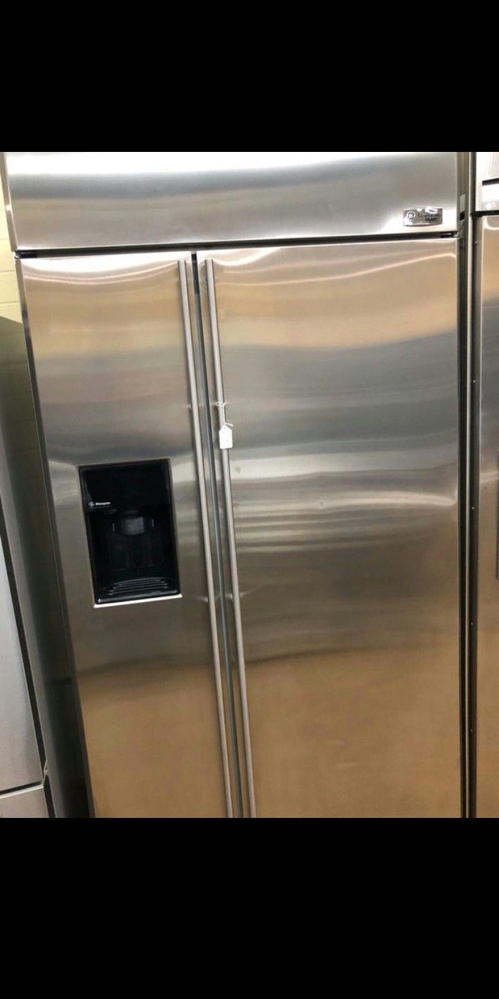 Ge Monogram 42" Builtin Side by Side Refrigerator for Sale in Phoenix