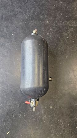 Overflow tank