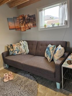 FUTON PORTER FABRIC TUFTED TURNS INTO A BED