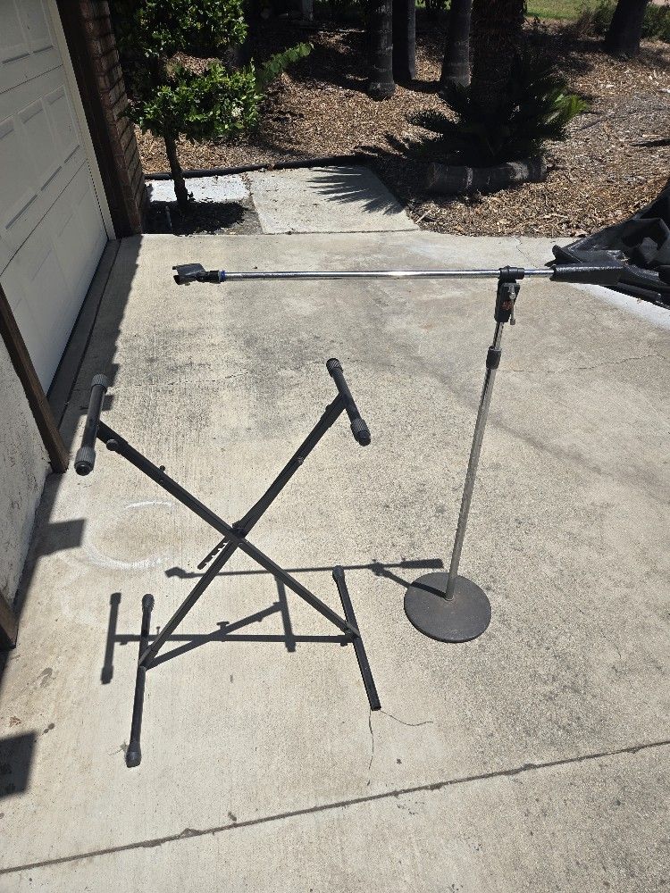 Folding Keyboard Stand & Boom Mic Stand