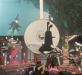 Gorillaz Plastic Beach CD (please Read Description)