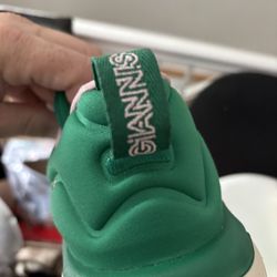 Shoes Size 13