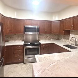 Exquisite Kitchen Cabinets - Modern Design & Color