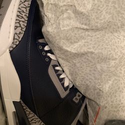 AJ GEORGETOWN 3 Size:9 (BRAND NEW)