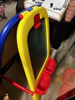 Little tikes Easel Art Dry Erase And Chalk Board