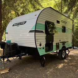 2022 Sun Lite Sport 16BH