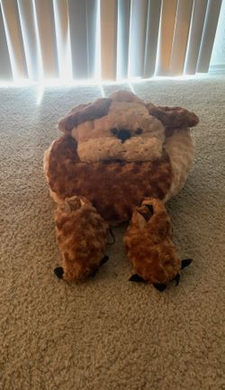 Puppy costume size large. Fits about a 2-3t